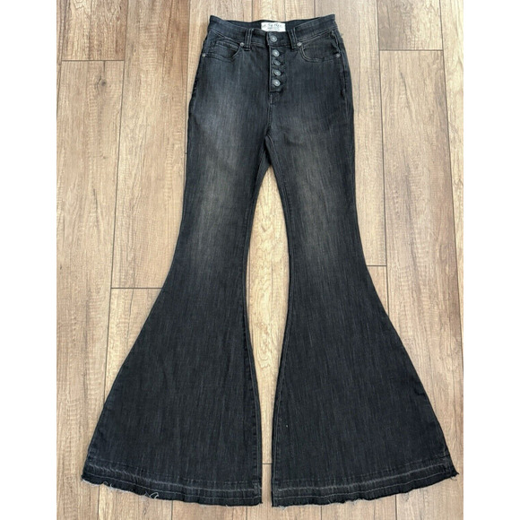 We The Free Free Bell Bottom Button Front Frayed Hem Black Denim Jeans Size 26 - Picture 1 of 16